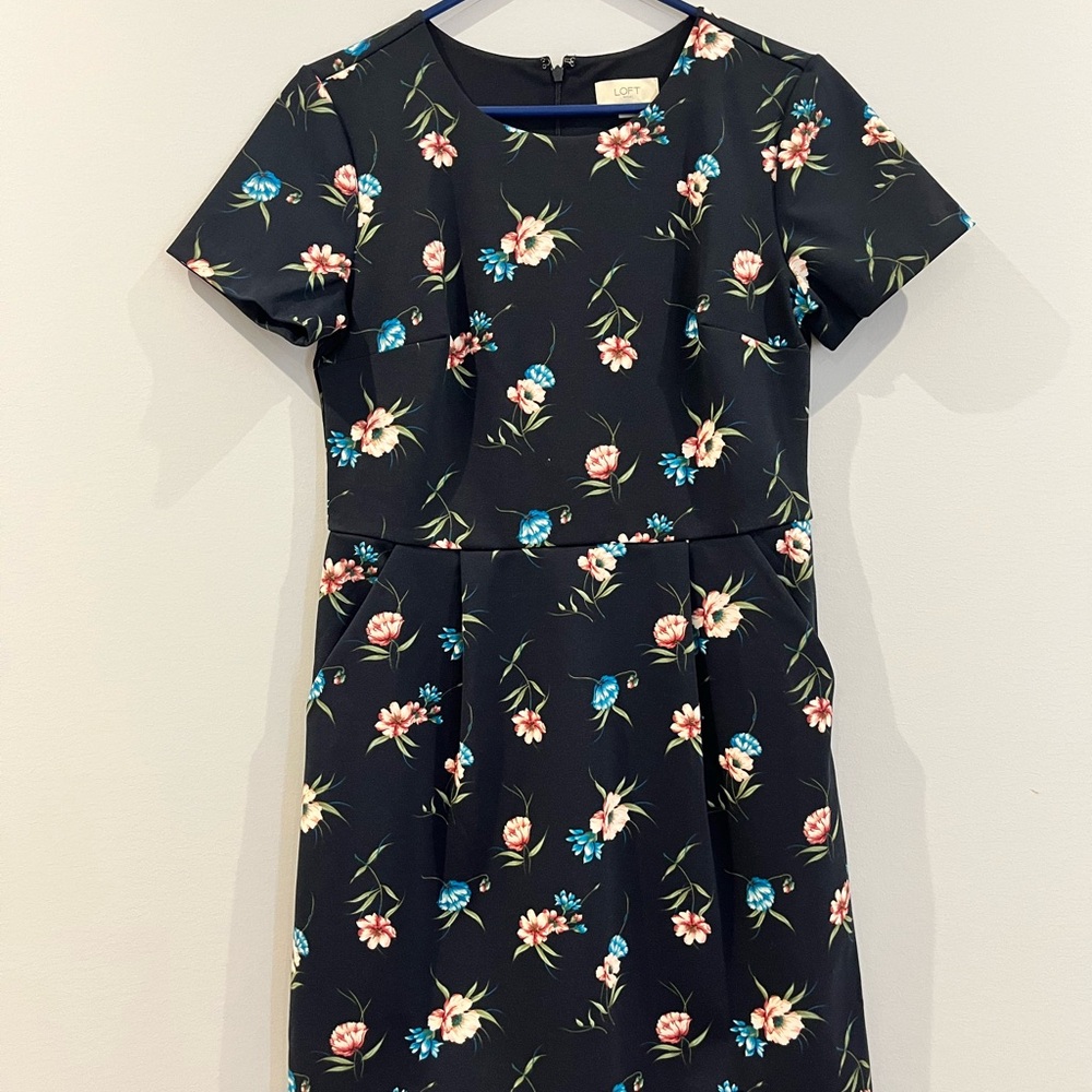 Loft outlet dress. Size 4.